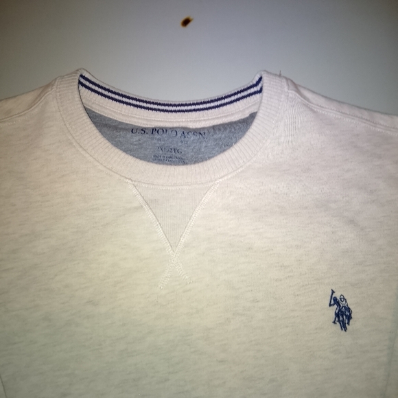U.S. Polo Assn. Men's Light Gray Crewneck Sweater - Picture 2 of 3